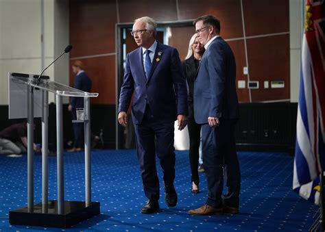 Collapse of Official Opposition BC United leaves candidates .